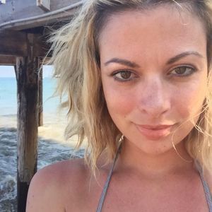 Meet your Posher, Jeannine